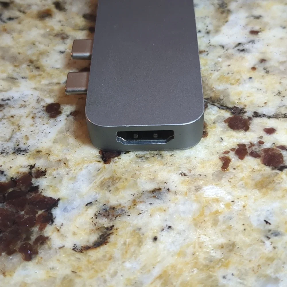 HyperDrive DUO 7in2 USBC-2 hub MacBook/pro